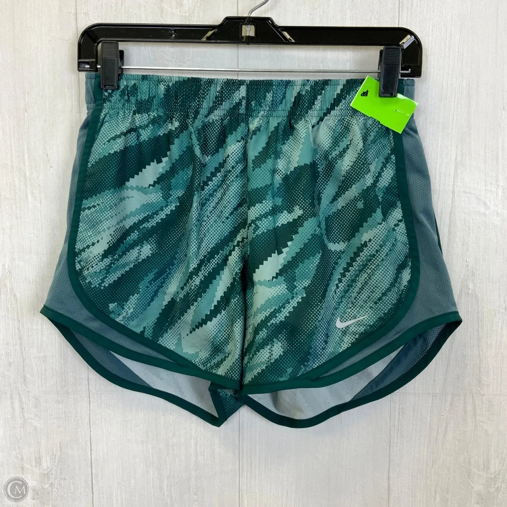 Athletic Shorts By Nike Apparel In Green, Size: S