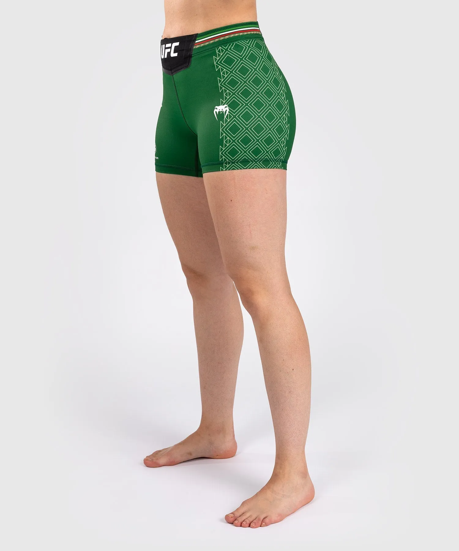 Noche UFC by Venum Authentic Fight Night Women’s Vale Tudo Short - Short Fit - Green
