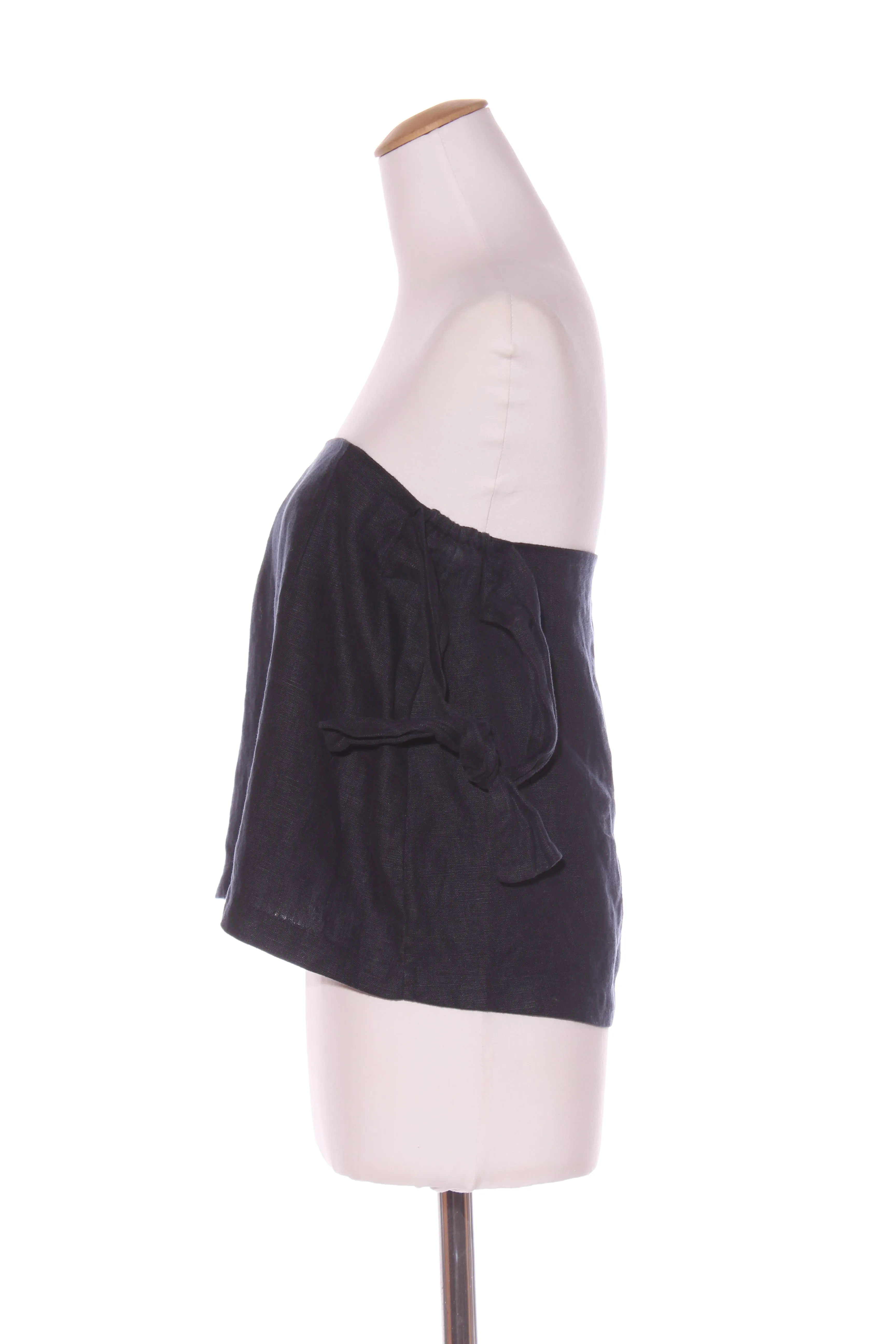 SIR - Navy linen off the shoulder top! 14