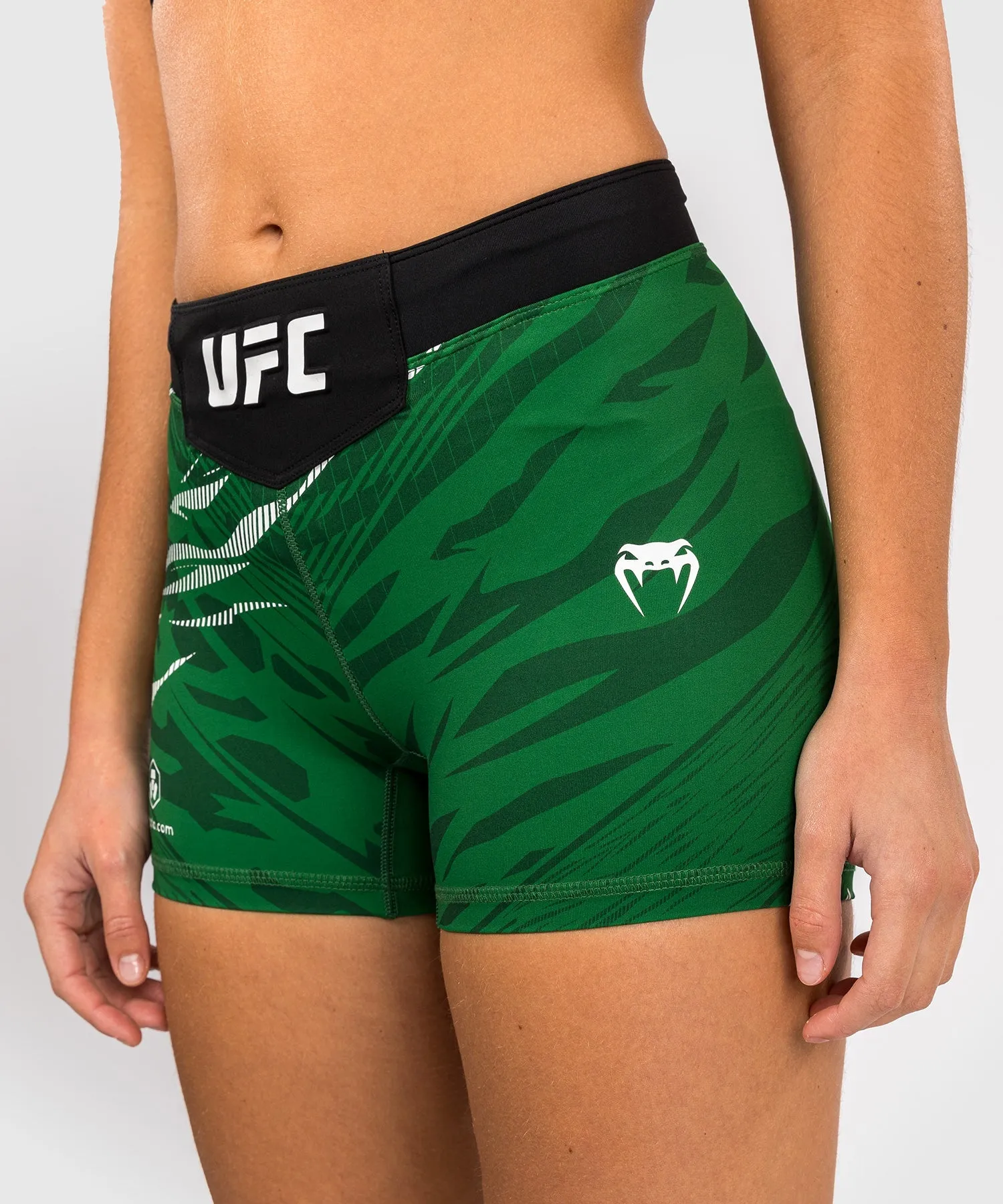 UFC Fusion by Venum Authentic Fight Night Women’s Vale Tudo Short - Short Fit - Green